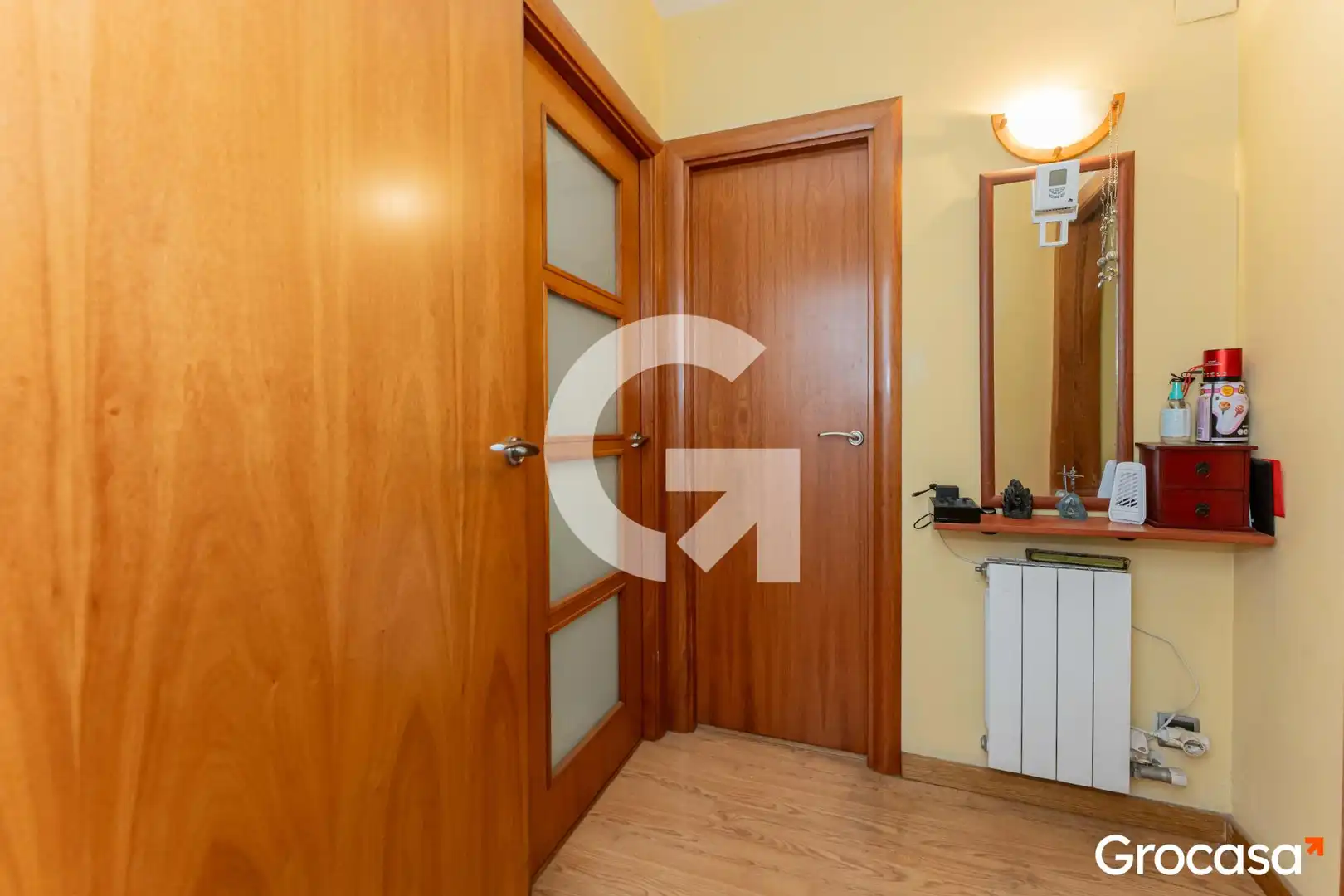 Casa adosada en venta en Cornellà de Llobregat con Aire acondicionado, Calefacción y Trastero
