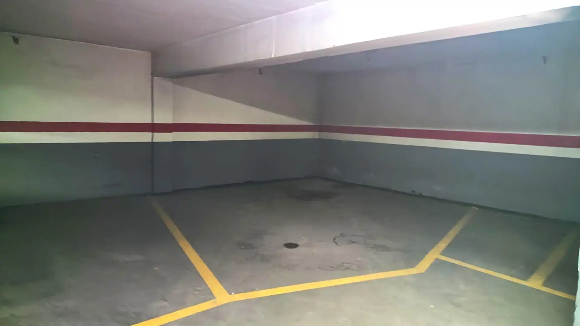 Garaje de alquiler en Calle JOAQUIN BENLLOCH INGENIER, 43, Malilla