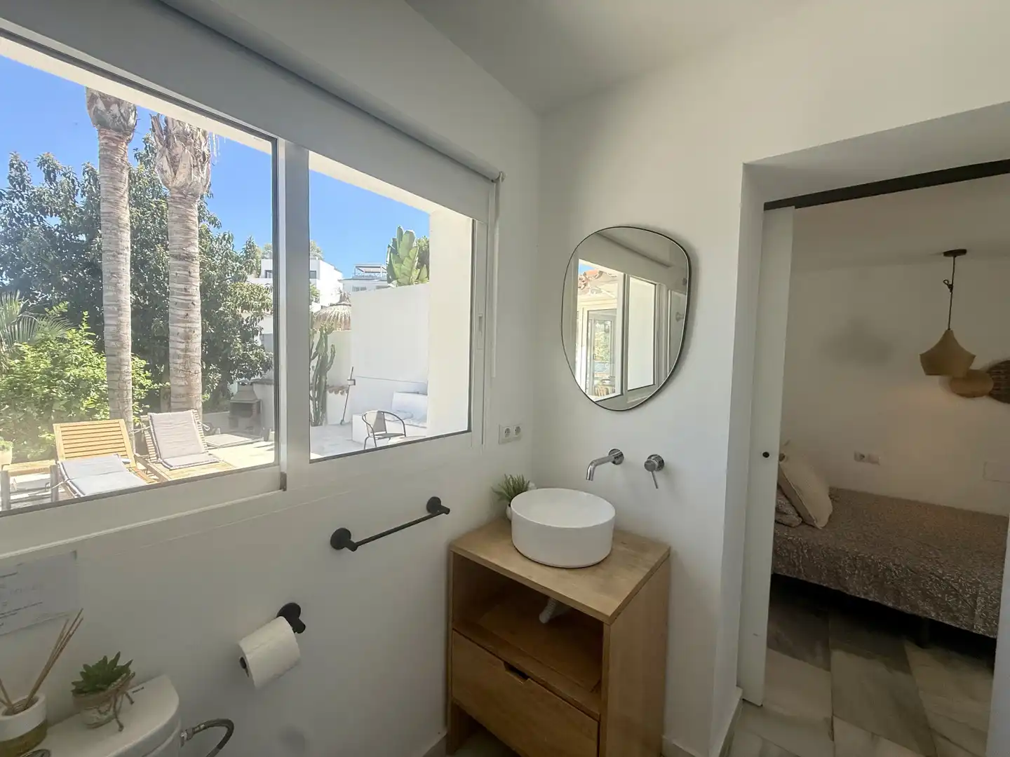 Baño de Casa o chalet en venta en Marbella con Aire acondicionado, Jardín privado y Terraza