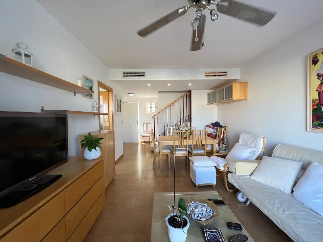 Sala de estar de Casa adosada en venta en Vélez-Málaga con Aire acondicionado, Calefacción y Jardín privado