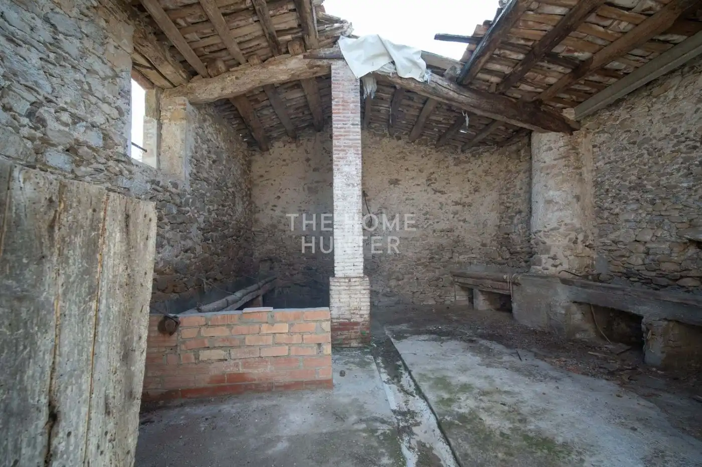 Houses for sale in Juià