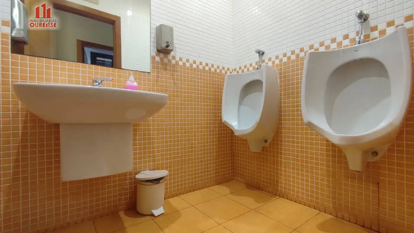 Baño de Edificio en venta en Nogueira de Ramuín