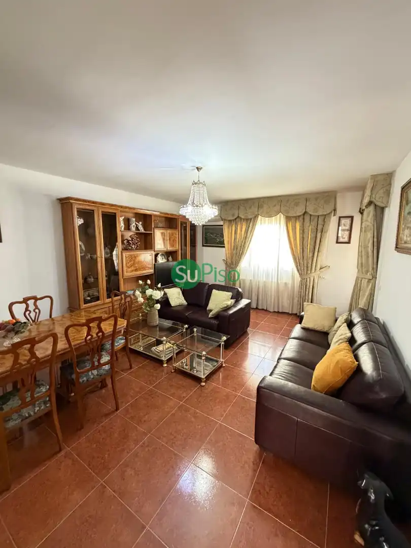 Detached house with garden for sale in Avenida Rufino Rubio 10, imagen 6