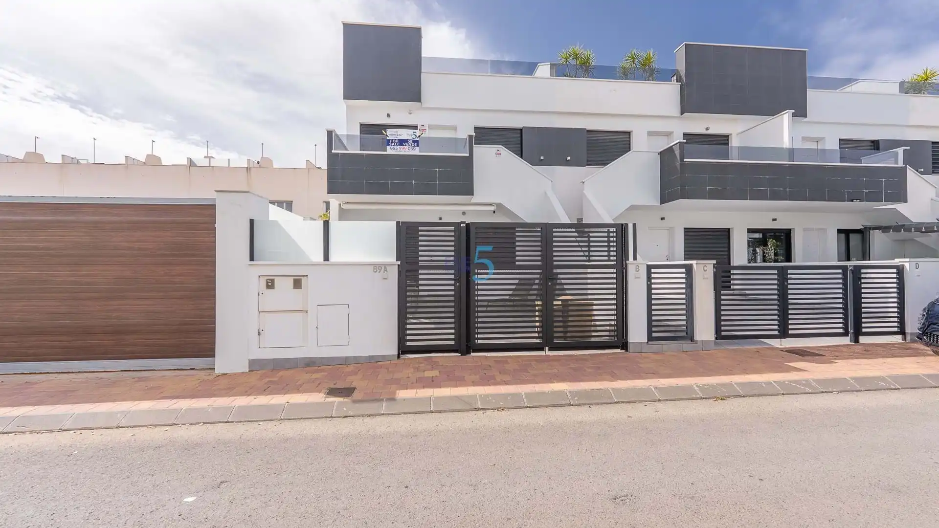 Vista exterior de Piso en venta en San Pedro del Pinatar con Aire acondicionado, Calefacción y Terraza