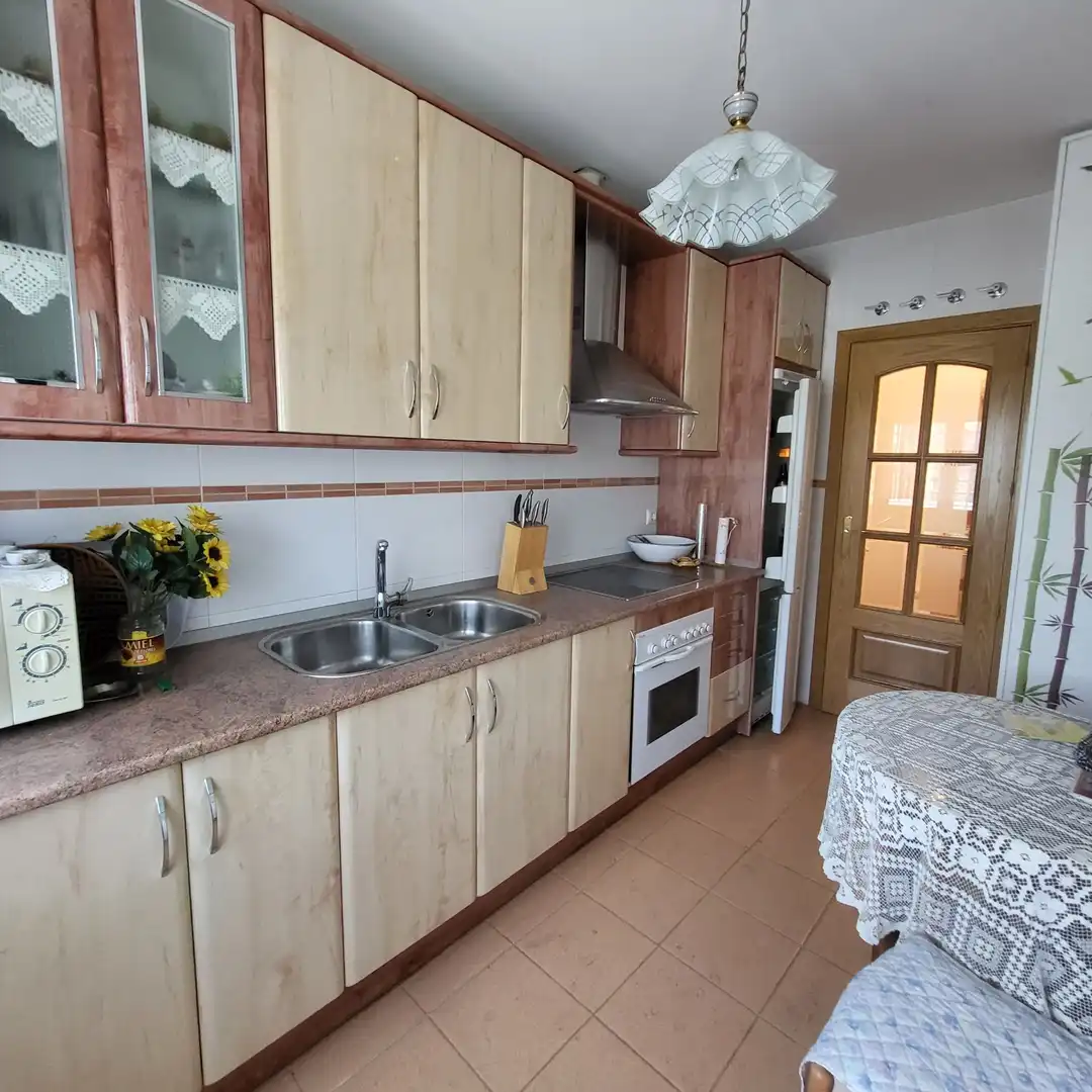 Cocina de Piso en venta en Ávila con Calefacción, Terraza y Trastero