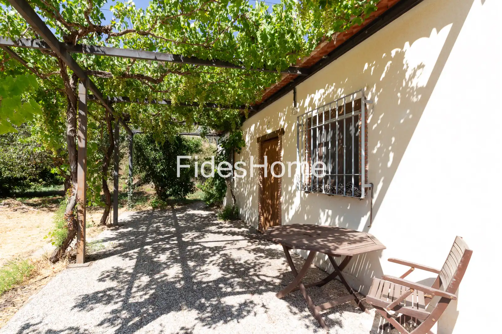 Maison rustique avec jardin à vendre à Calle Barrio Escuelas 16