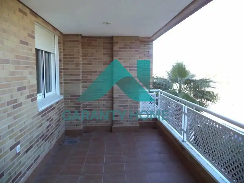 Vista exterior de Pis en venda en Cáceres amb Aire condicionat, Calefacció i Terrassa