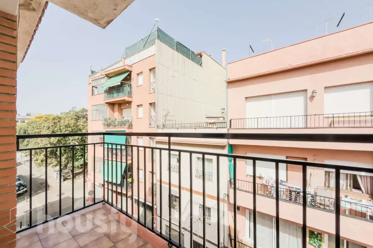 Exterior view of Houses for sale in Mataró  with Air Conditioner, Heating and Terrace