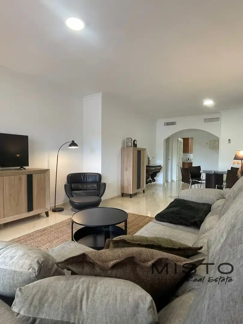 Sala d'estar de Pis de lloguer en Elviria - Cabopino