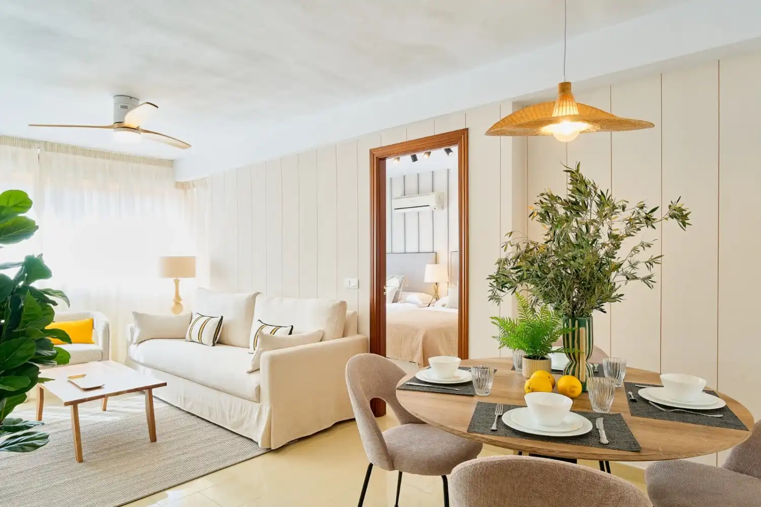 Living room of Flat for rent in Málaga  with Air Conditioner, Furnished and Washing machine