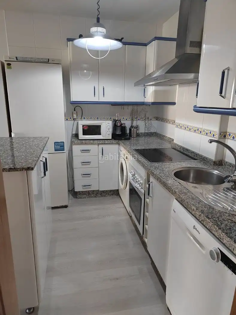 Apartment mit Pool zur Miete in Calle Huerta Nueva 27