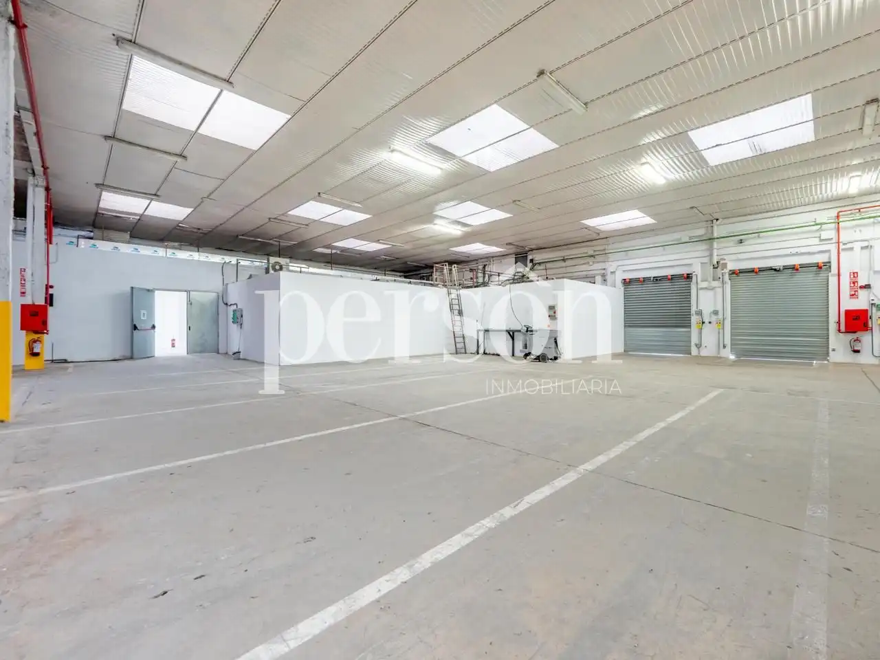 Industrial building to rent in Fuente del Jarro, imagen 49
