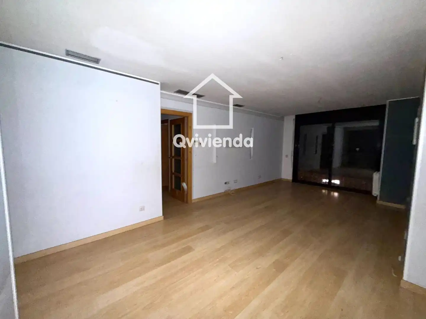 Piso en venta en Montcada i Reixac con Terraza