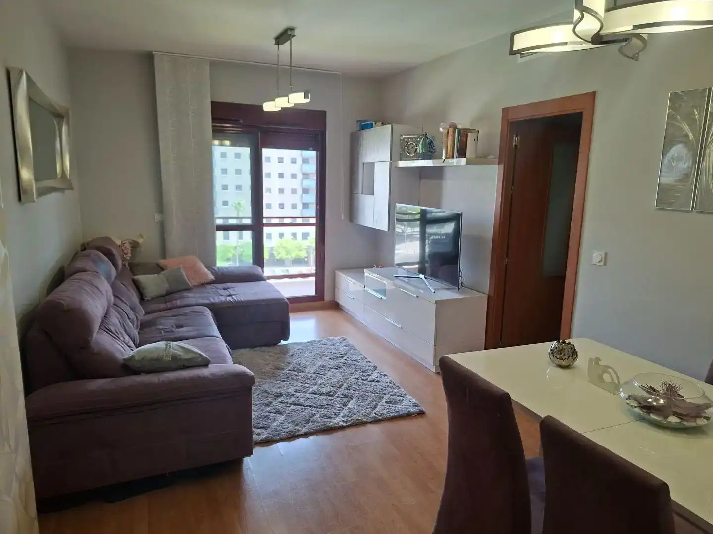Sala de estar de Piso para compartir en Dos Hermanas con Aire acondicionado y Amueblado