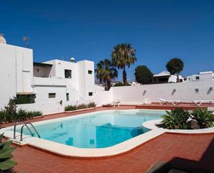 Piscina de Apartament en venda en Tías amb Terrassa i Piscina comunitària
