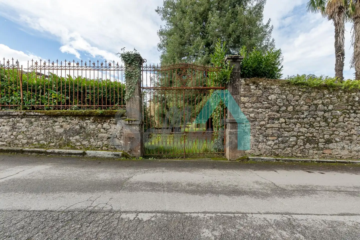 Casa o xalet en venda en Piloña amb Jardí privat, Parquet i Terrassa