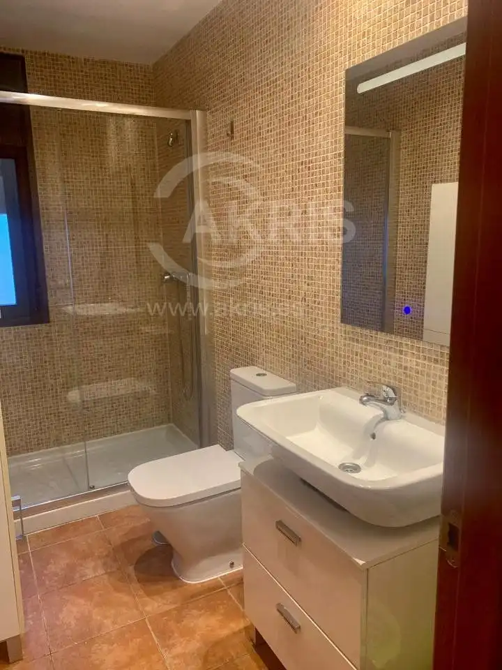 Bathroom of Flat for rent in Toledo  with Furnished
