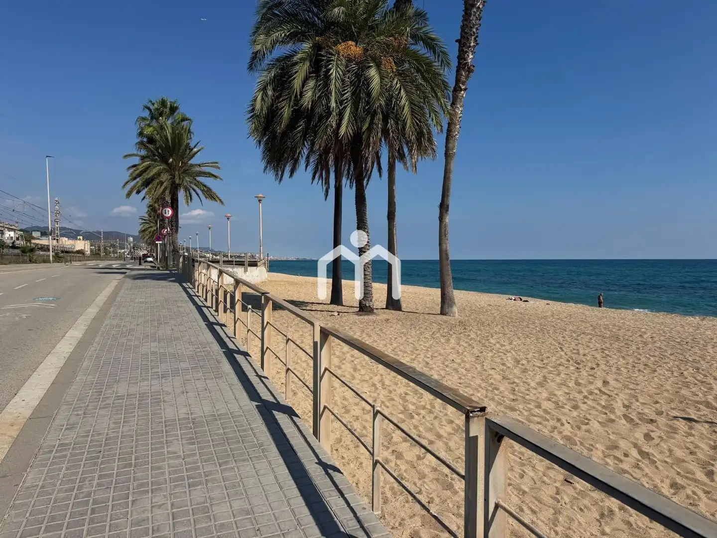 Vista exterior de Piso en venta en Badalona con Aire acondicionado, Calefacción y Terraza