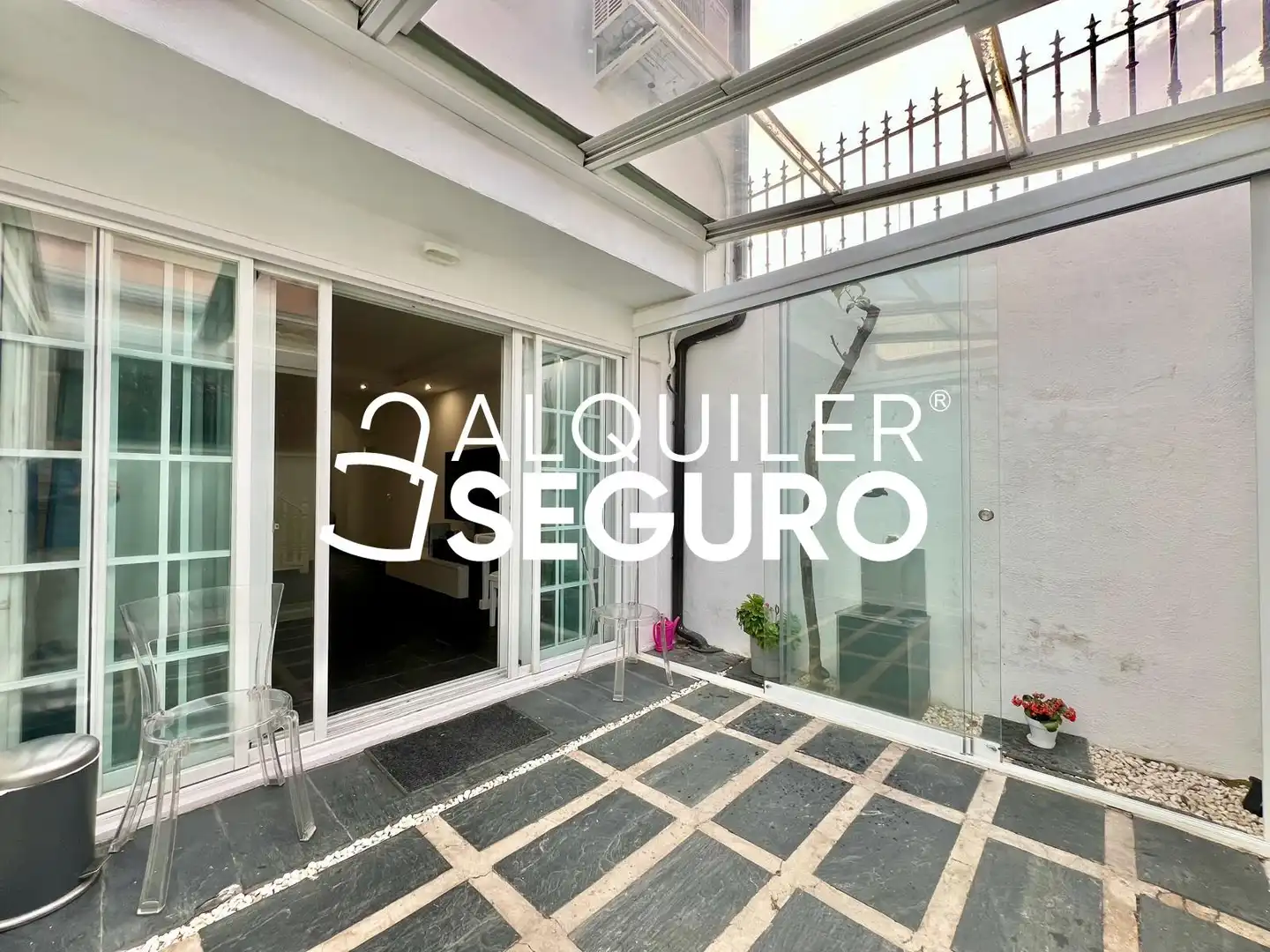 Vista exterior de Casa o xalet de lloguer en Madrid amb Aire condicionat, Calefacció i Terrassa