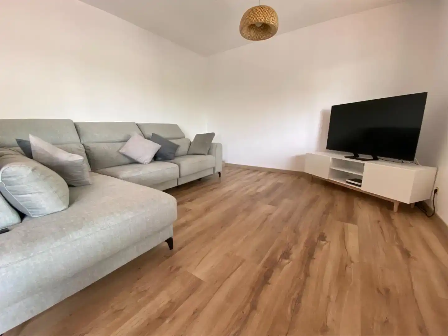Fotografía del inmueble reportado: 3.000 €/mes — Puerto de Estepona, Estepona