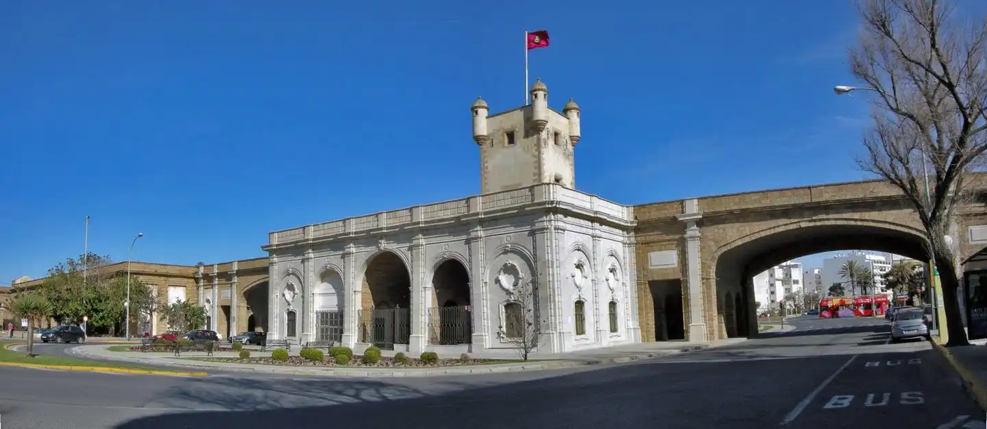 Vista exterior de Pis en venda en  Cádiz Capital