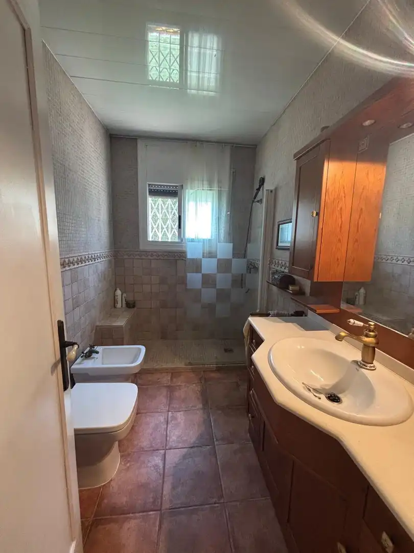 Badezimmer von Haus oder Chalet zur Miete in Sentmenat mit Klimaanlage, Privatgarten und Terrasse