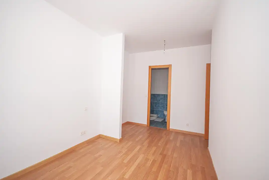 Bedroom of Apartments for sale in Outes  with Heating, Parquet flooring and Storage room