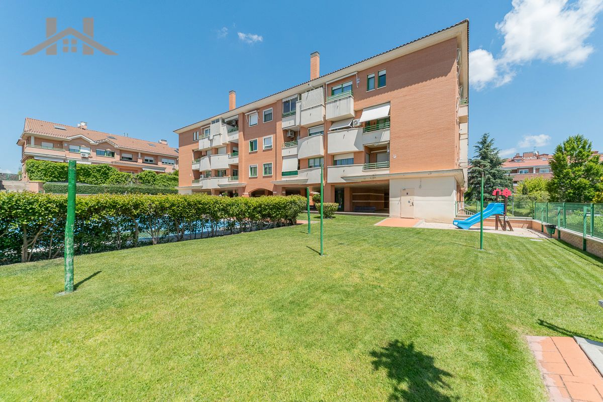 Garden of Flat for sale in Boadilla del Monte  with Heating, Terrace and Storage room