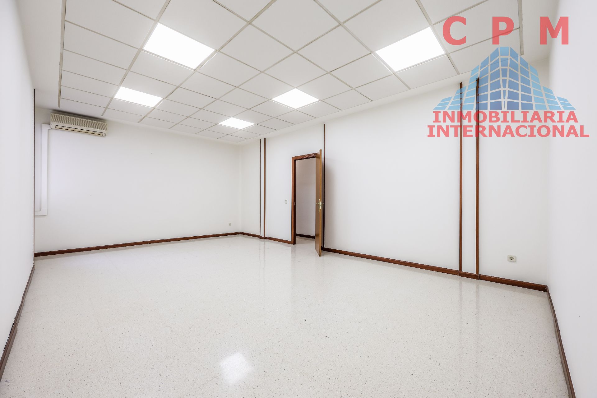 Office to rent in  Madrid Capital  with Air Conditioner and Heating