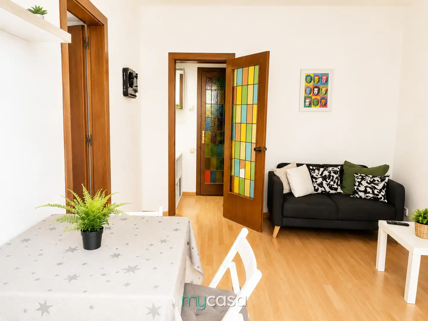 Wohnung zum Verkauf in Barcelona mit Klimaanlage, Heizung und Parkett