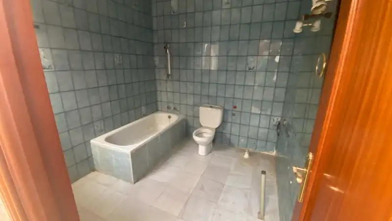 Bathroom of Flat for sale in Sevilla