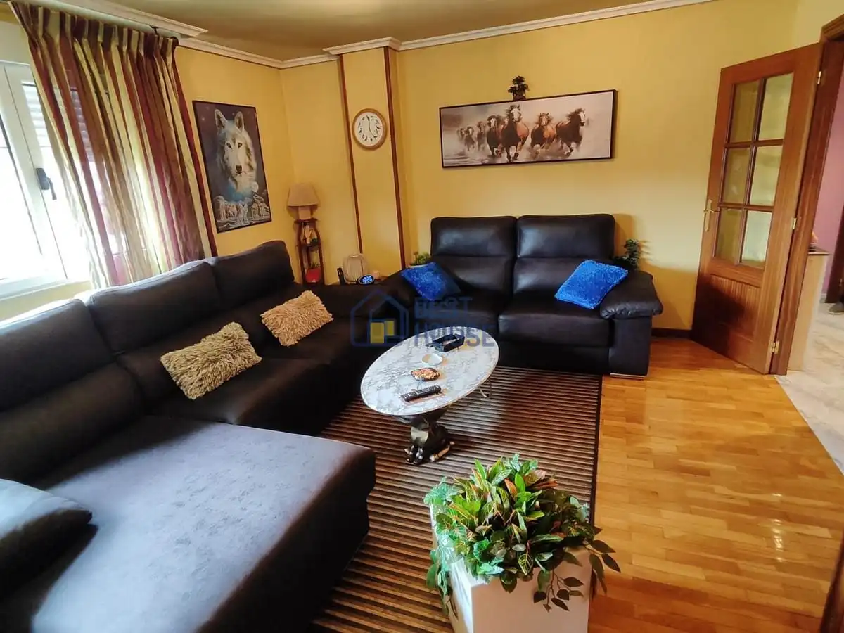 Casa con jardín en venta en Villaquilambre, imagen 6