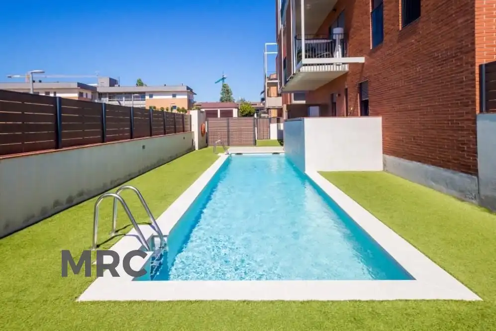 Piscina de Piso en venta en Calonge i Sant Antoni con Calefacción, Parquet y Terraza