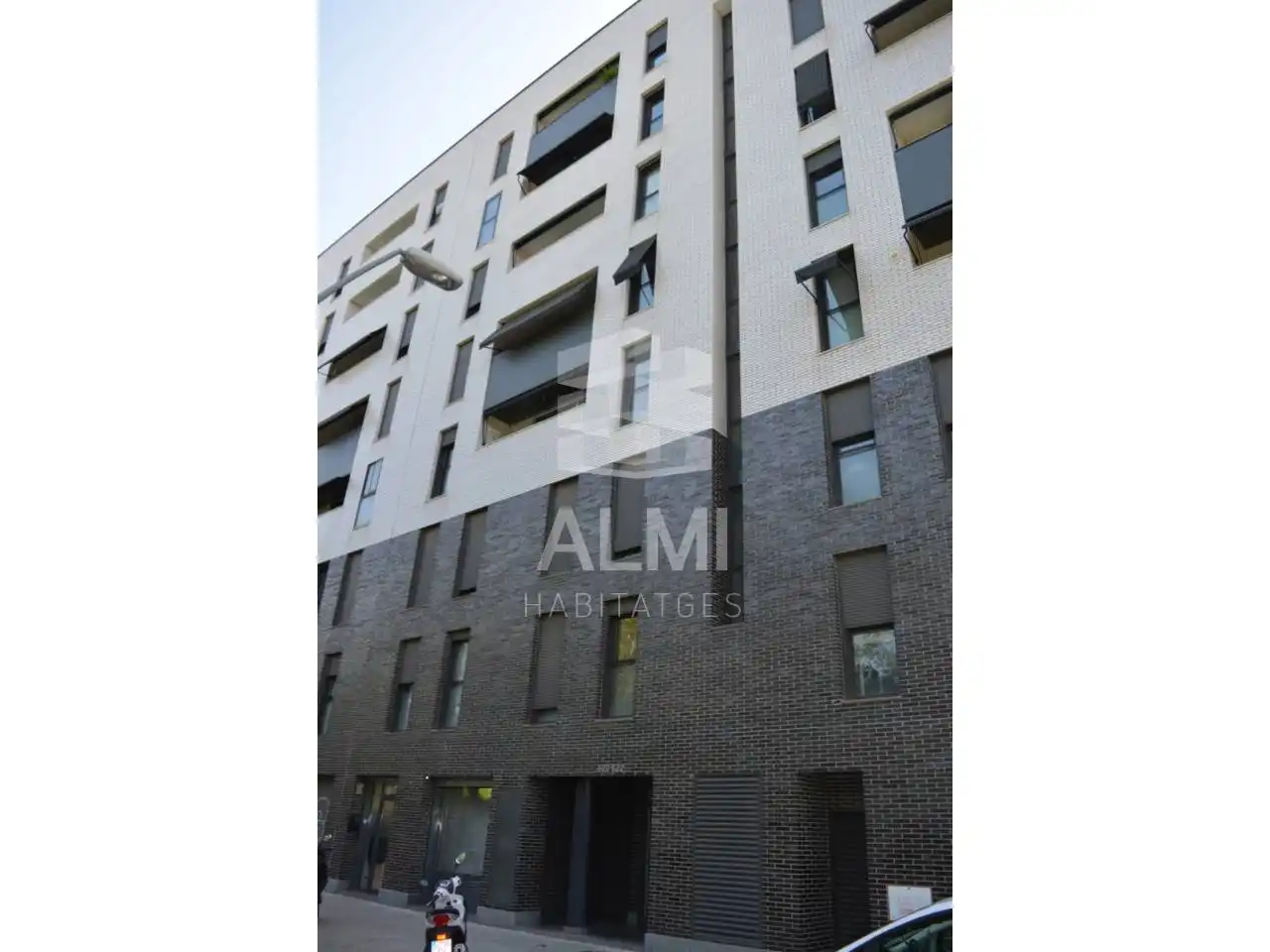 Vista exterior de Piso en venta en Barcelona con Aire acondicionado, Calefacción y Parquet