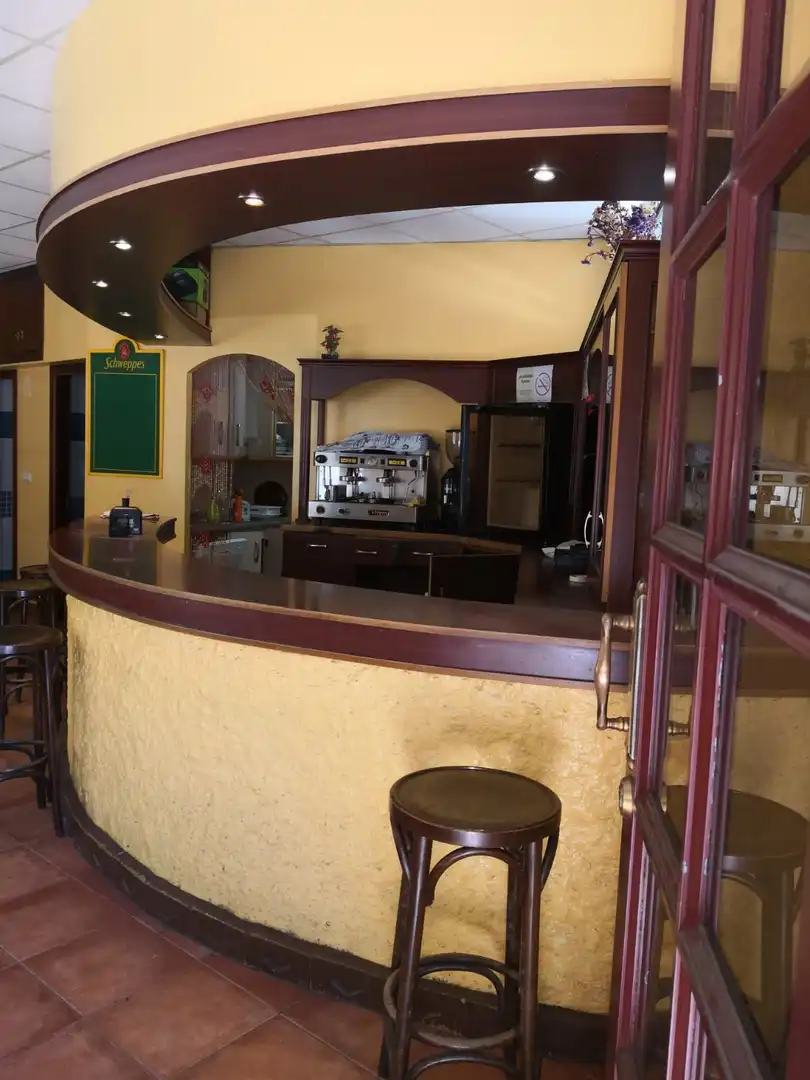 Local commercial à vendre à Rúa Xúpiter 2, Bajo