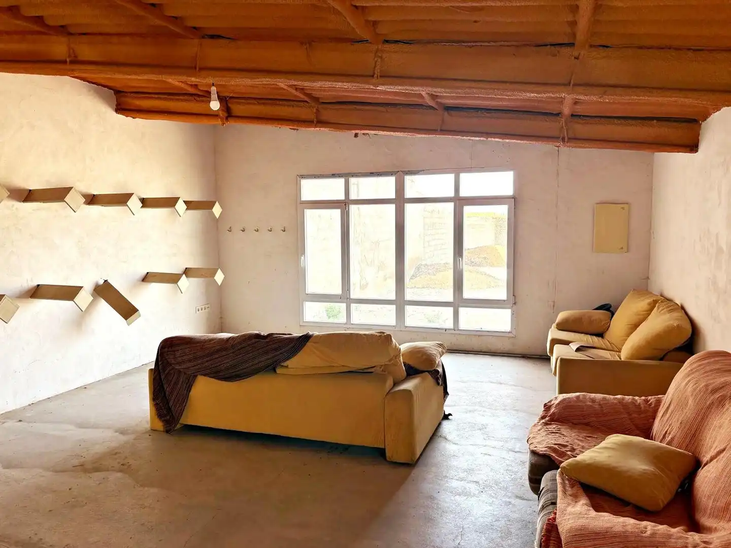 Wohnzimmer von Geschaftsraum zum Verkauf in Totana