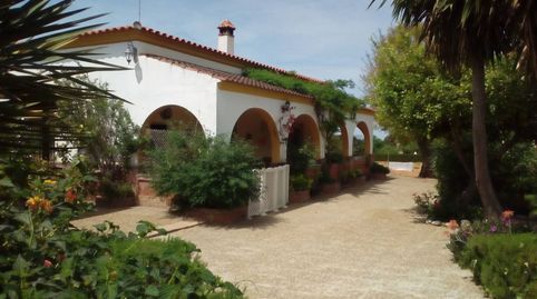 Foto 3 de Casa o chalet en venta en Urbanizacion Cortijos del Alcor, 1, Carmona, Sevilla