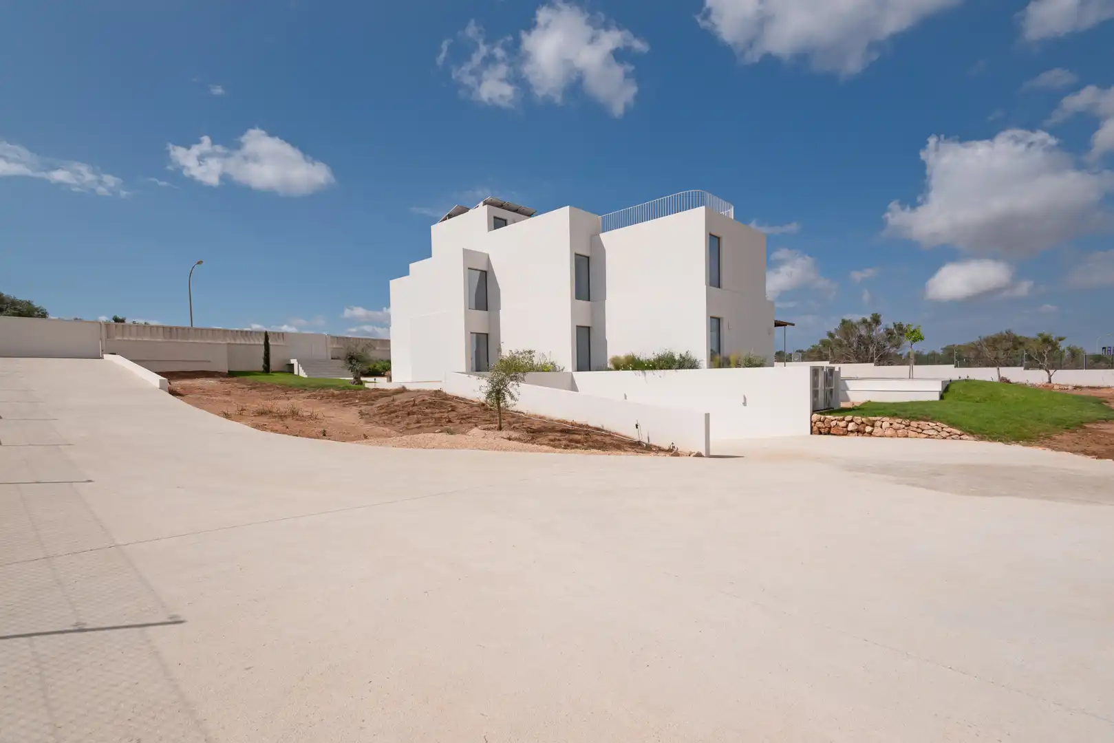 Vista exterior de Casa o xalet en venda en  Palma de Mallorca amb Aire condicionat, Calefacció i Jardí privat