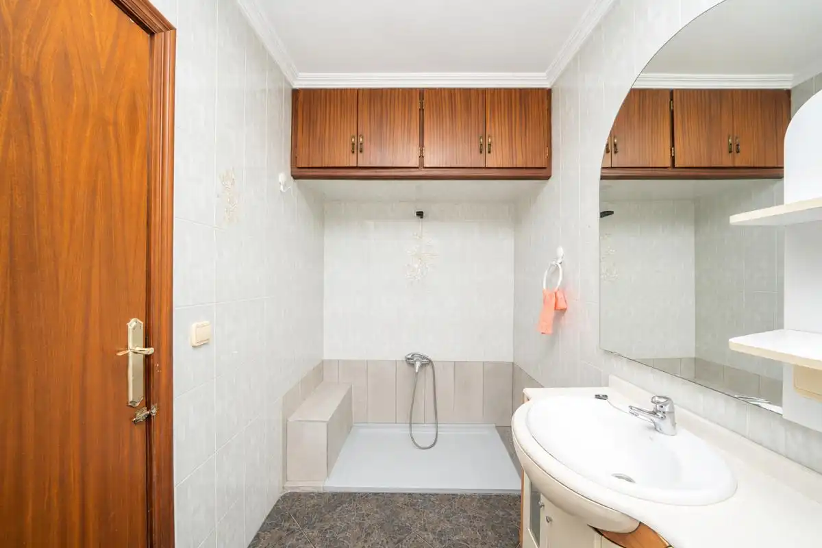 Baño de Piso en venta en Callosa de Segura con Aire acondicionado y Calefacción