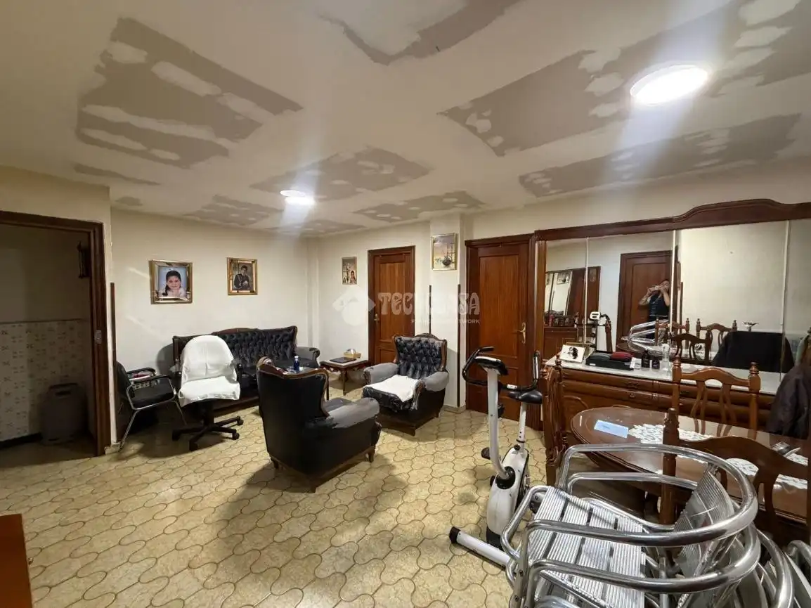 Attic for sale in Sevilla  with Air Conditioner and Balcony