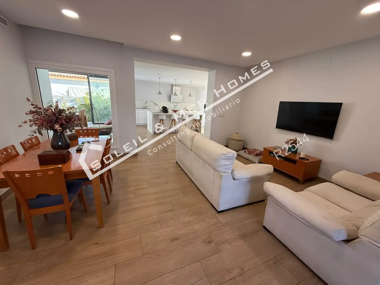 Sala d'estar de Casa o xalet en venda en El Puerto de Santa María