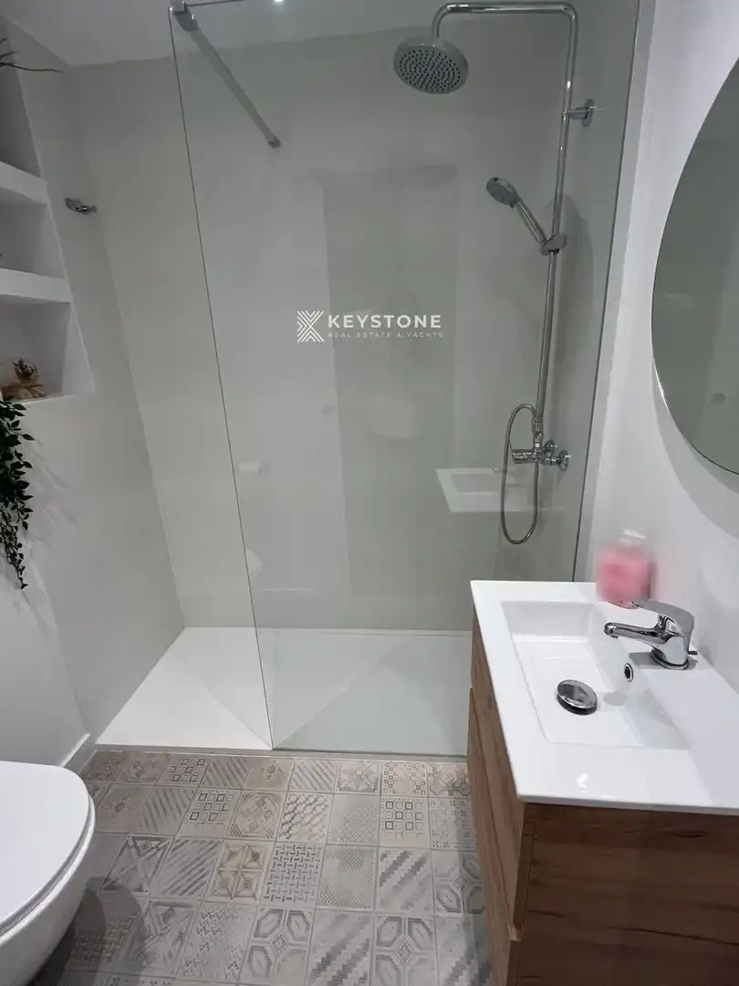 Badezimmer von Dachboden zur Miete in  Palma de Mallorca mit Klimaanlage und Möbliert