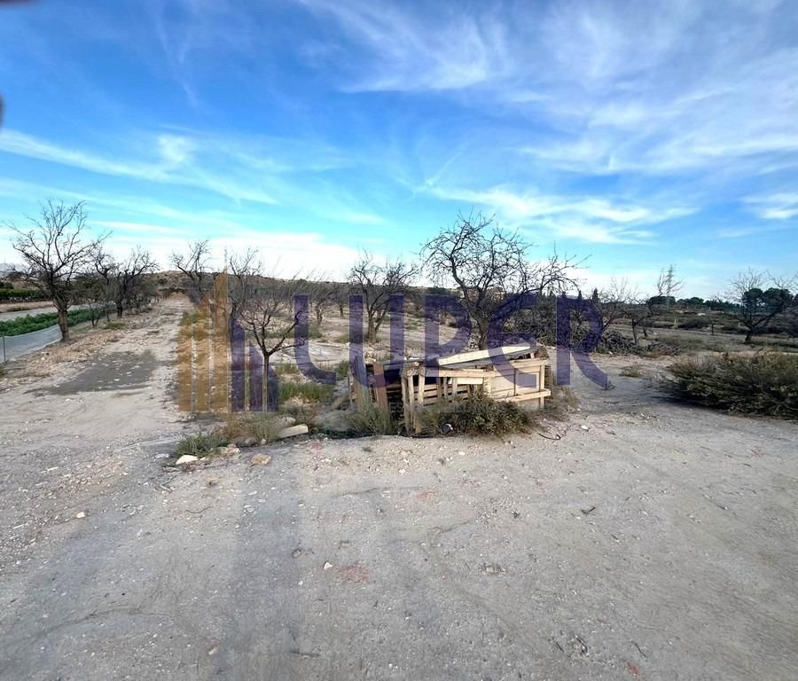 Terreny en venda en Agost