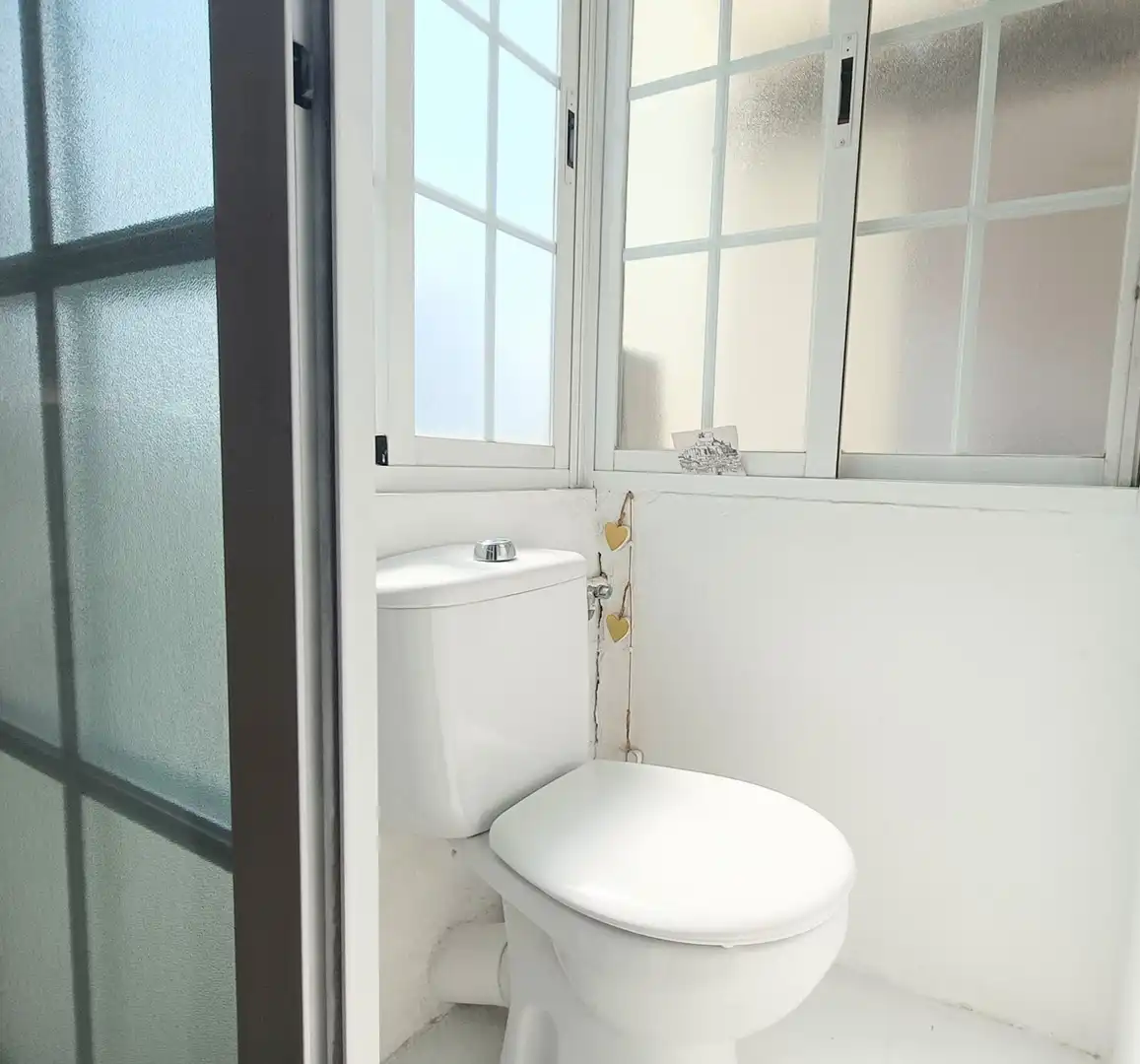 Baño de Ático de alquiler en Madrid con Aire acondicionado y Terraza
