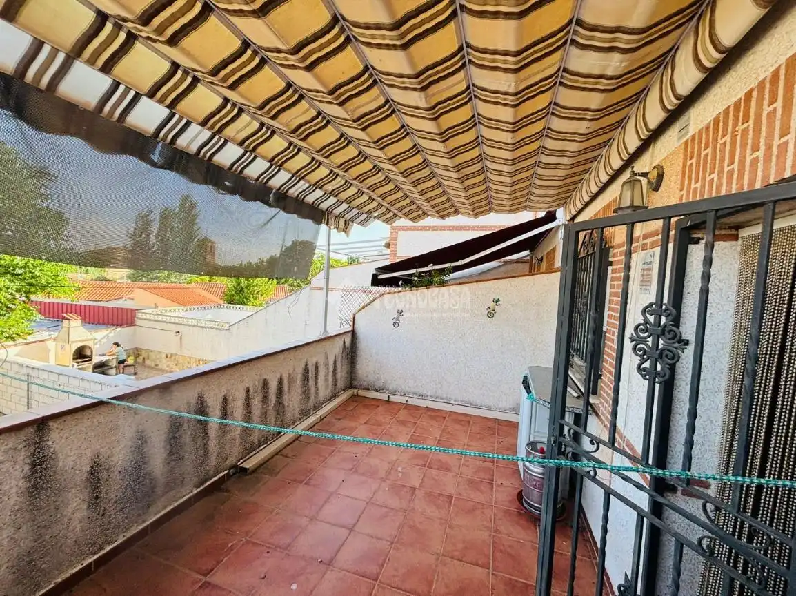 Terraza de Casa adosada en venta en Escalona con Aire acondicionado, Calefacción y Amueblado