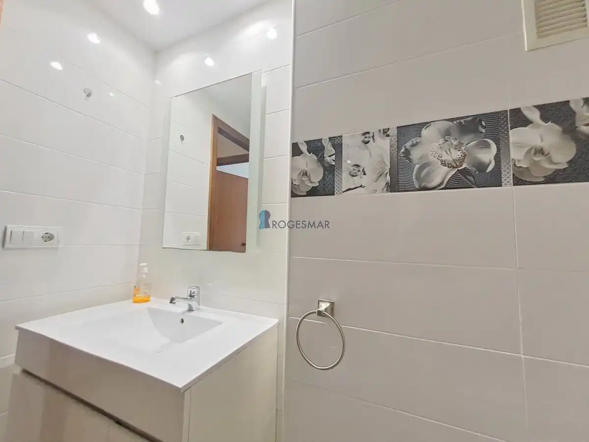 Badezimmer von Wohnungen zum Verkauf in Benicasim / Benicàssim mit Klimaanlage, Terrasse und Gemeinschaftspool