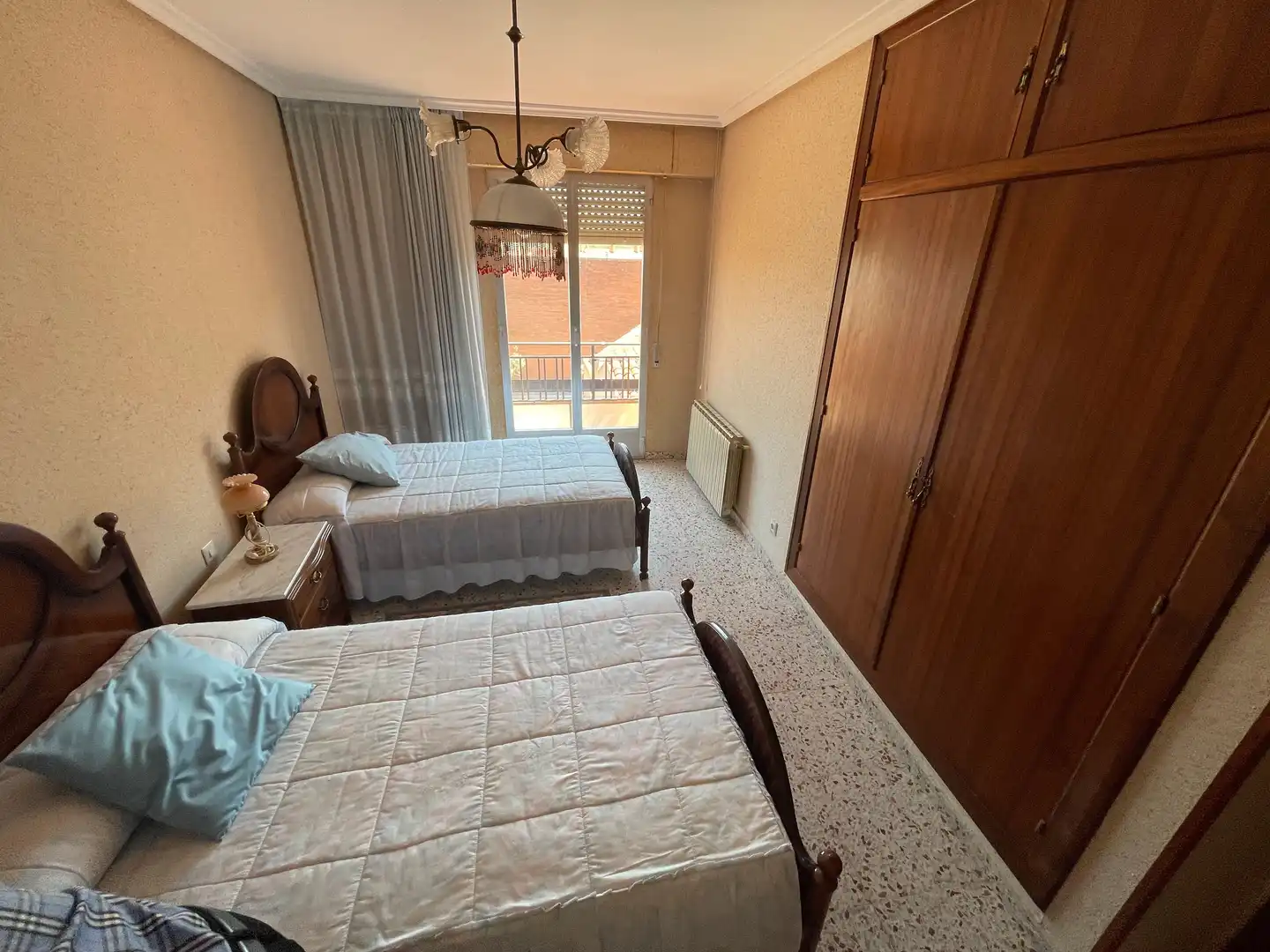 Dormitori de Casa o xalet en venda en Galilea amb Calefacció, Terrassa i Traster