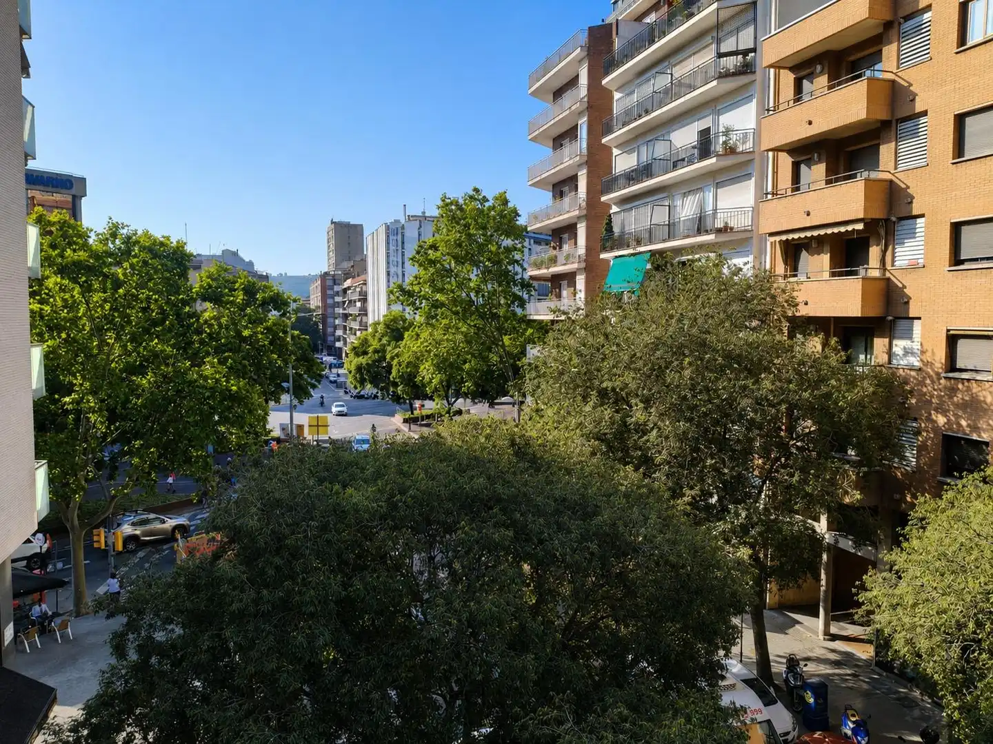 Exterior view of Flat for sale in Barcelona  with Parquet flooring