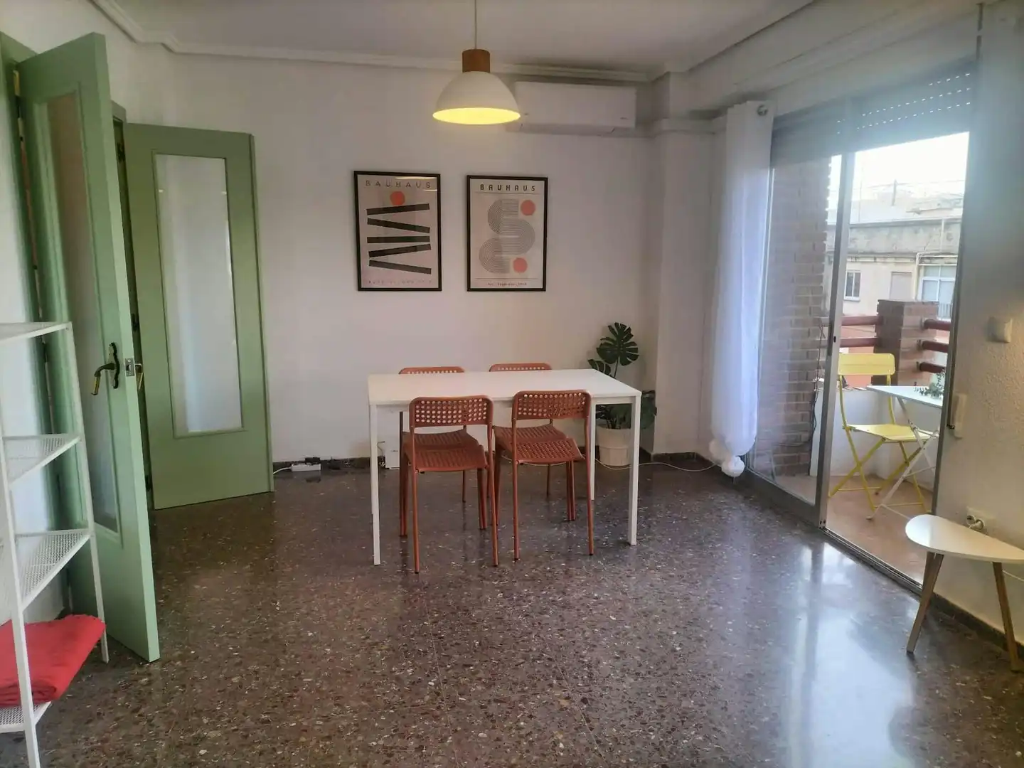Dining room of Flat for share in Valencia  with Furnished and Washing machine