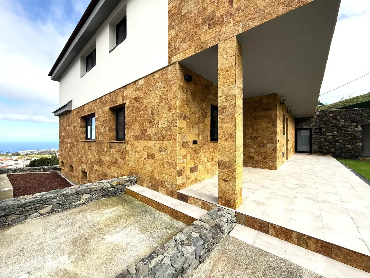 Vista exterior de Casa o xalet en venda en Teror amb Aire condicionat, Calefacció i Jardí privat